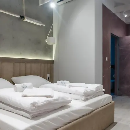 Kapitańskie - Pływające Hotel apartamentowy Oława