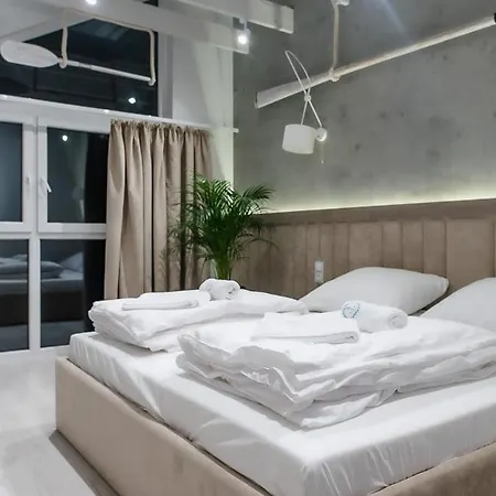 아파트호텔 Kapitanskie - Plywajace 와와