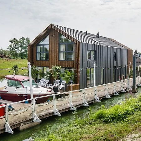 Kapitanskie - Plywajace