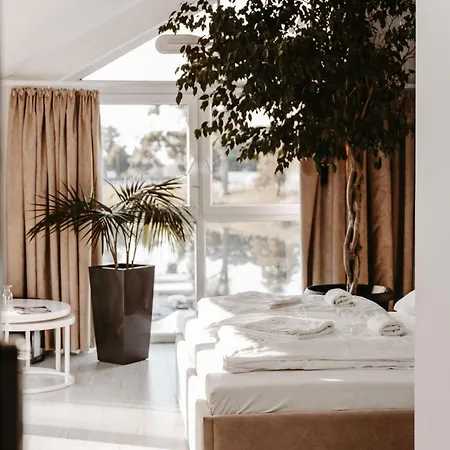 아파트호텔 Kapitanskie - Plywajace 와와