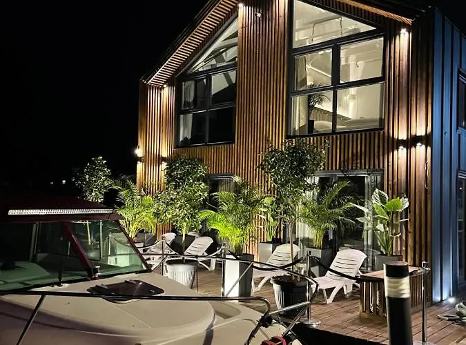 Апарт-отель Kapitanskie - Plywajace Олава