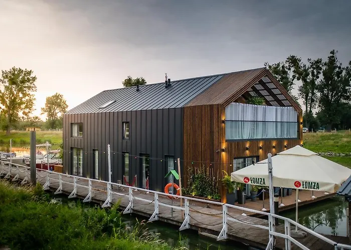 Kapitanskie - Plywajace 4*